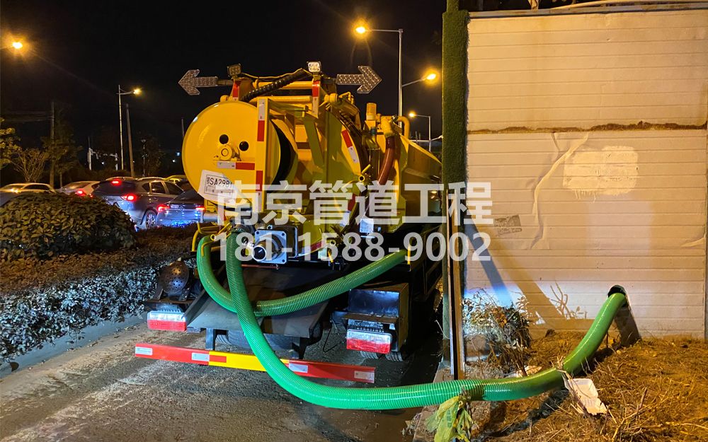 266公司临时工地抽粪